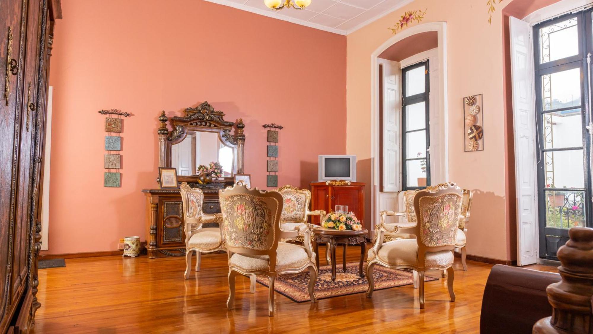 מלון Casa Colonial קיטו מראה חיצוני תמונה